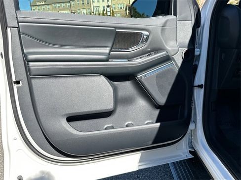 New 2025 Ford Expedition Max Platinum w/ Stealth Performance Package image 10