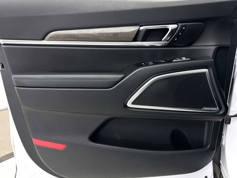 Used 2022 Kia Telluride SX w/ Nightfall Edition Package image 34