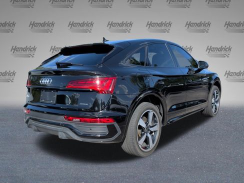 Used 2023 Audi Q5 2.0T Premium Plus w/ Premium Plus Package AWD/4WD image 7