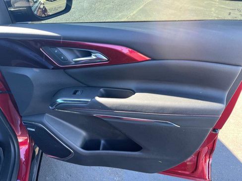 Used 2025 Chevrolet Traverse RS w/ LPO, Floor Liner Package image 32