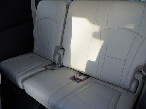 Certified 2023 Buick Enclave Essence w/ Experience Buick Package image 18