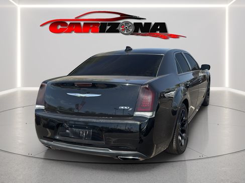Used 2019 Chrysler 300 S RWD image 6
