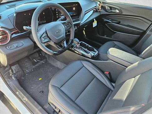 New 2026 Chevrolet Trax RS w/ Sunroof Package image 3