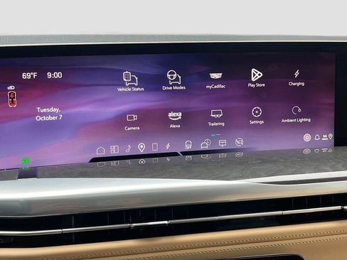 New 2025 Cadillac Escalade IQ Sport 2 w/ LPO, ONYX Package image 15