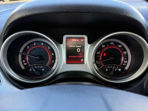 Used 2020 Dodge Journey SE w/ SE Popular Equipment Group image 28