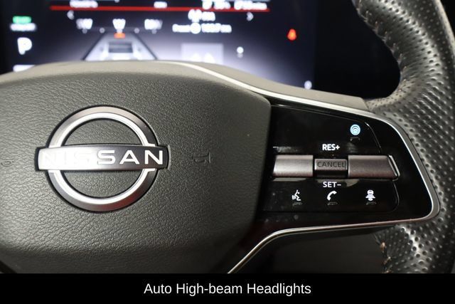 Used 2023 Nissan Ariya AWD image 10