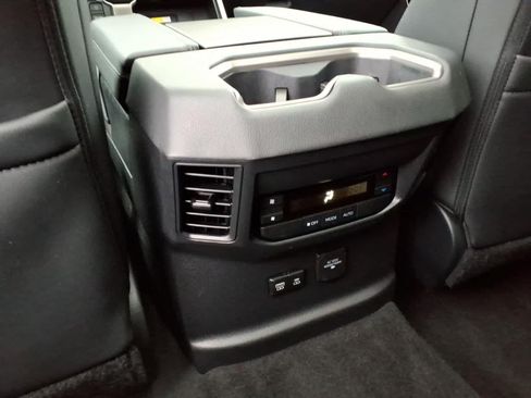 Used 2023 Toyota Sequoia Limited w/ Tow Technology Package AWD/4WD image 12