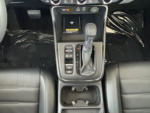 Used 2024 Honda CR-V EX-L image 17