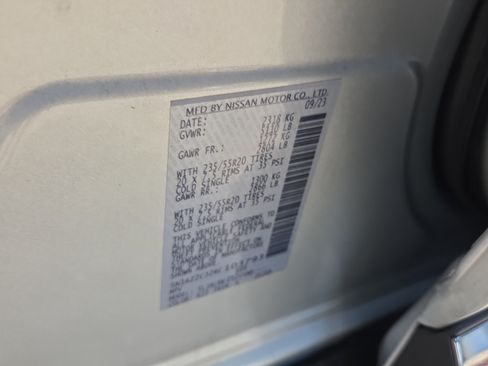 Used 2024 Nissan Murano SL FWD image 16