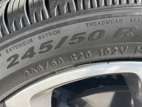 Certified 2021 Chrysler Pacifica Pinnacle image 6