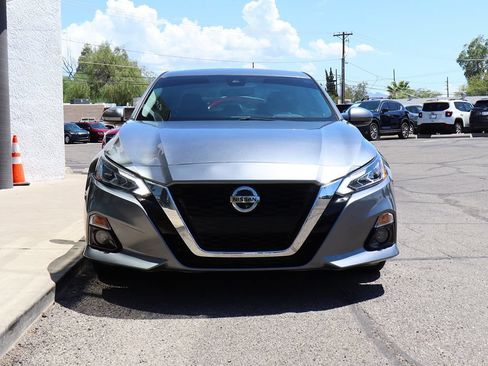 Used 2019 Nissan Altima 2.5 SL FWD image 16
