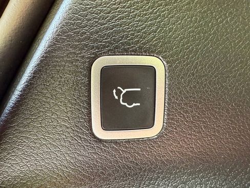 New 2026 Chrysler Pacifica Select image 21