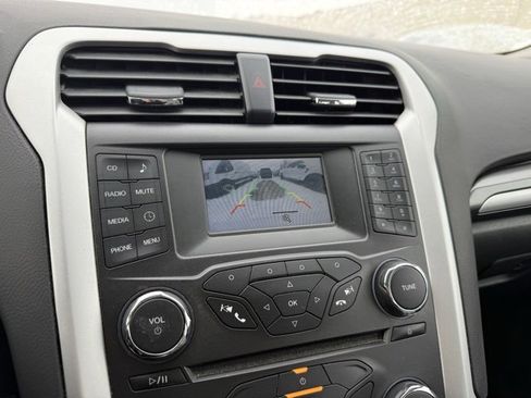 Used 2015 Ford Fusion S image 16