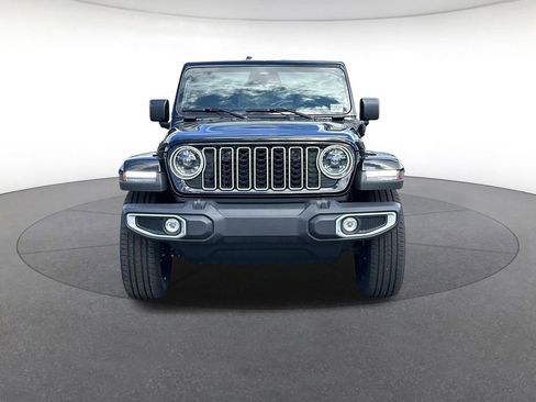 Certified 2025 Jeep Wrangler Unlimited Sahara image 9