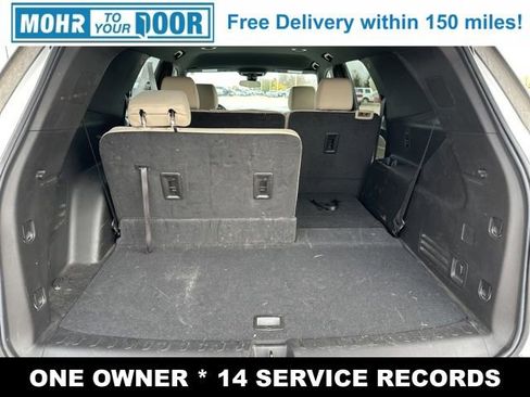 Used 2022 Chevrolet Traverse LS image 10