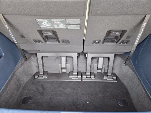 New 2026 Kia Carnival EX FWD image 22