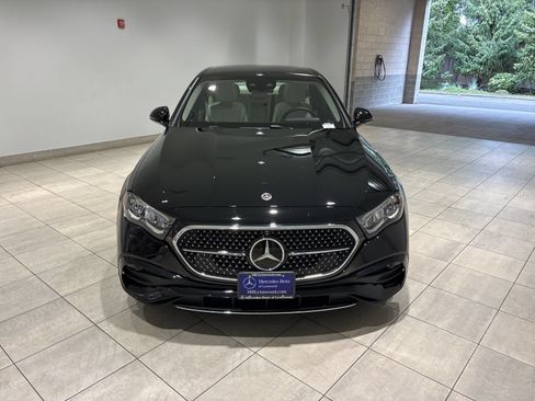 Used 2026 Mercedes-Benz E 350 4MATIC Sedan image 2