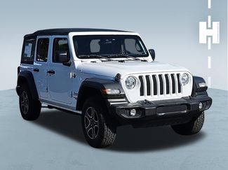 Used 2018 Jeep Wrangler Unlimited Sport S video 1