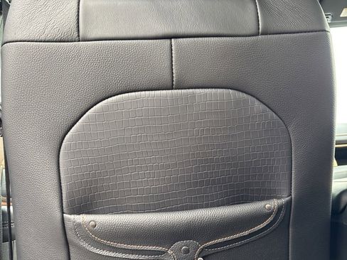 Used 2024 RAM 2500 Limited image 28