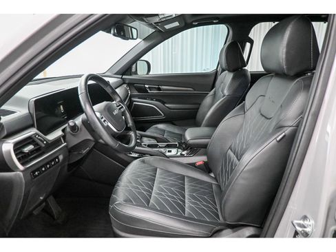 Used 2024 Kia Telluride EX X-Line AWD/4WD image 12