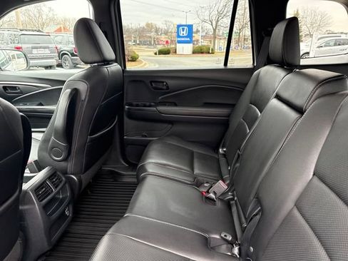 Used 2023 Honda Passport EX-L image 21