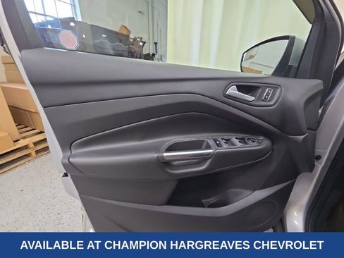 Used 2014 Ford Escape SE w/ Cargo Utility Package AWD/4WD image 31
