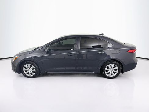 Used 2026 Toyota Corolla LE FWD image 4