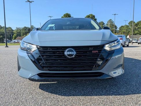 New 2025 Nissan Sentra SR w/ SR Premium Package image 9