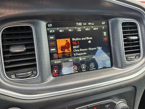 Used 2017 Dodge Charger R/T RWD image 20
