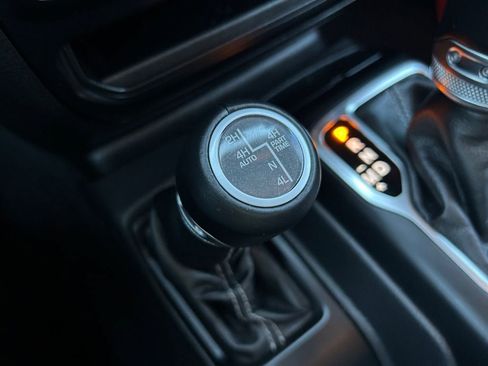 Used 2021 Jeep Wrangler Unlimited Sahara w/ Safety Group AWD/4WD image 38