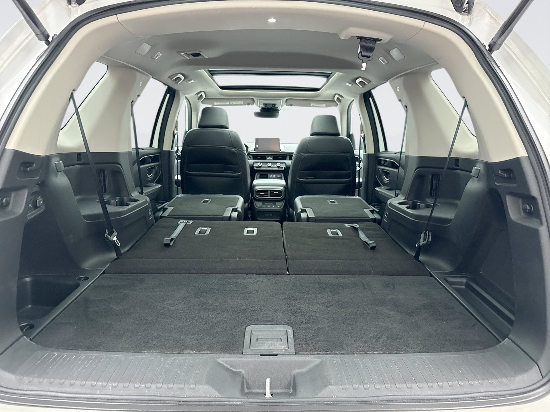 Used 2023 Honda Pilot Touring image 25