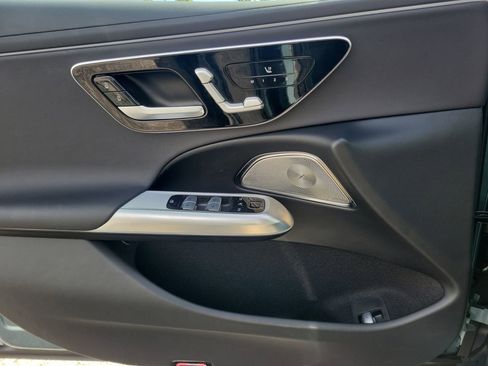 Used 2024 Mercedes-Benz E 350 4MATIC Sedan image 23