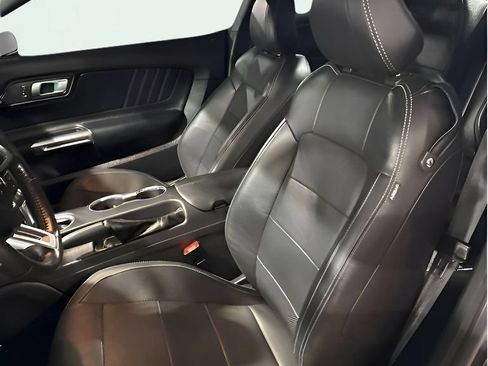 Used 2019 Ford Mustang GT Premium RWD image 33