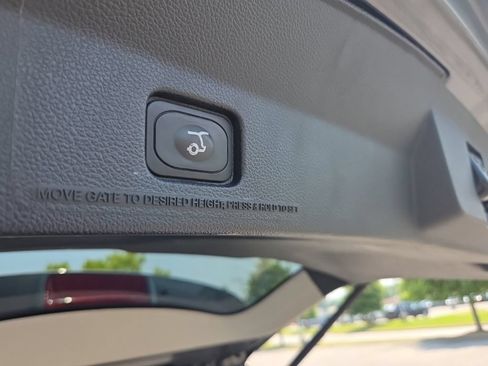 Used 2016 Ford Explorer Platinum AWD/4WD image 31