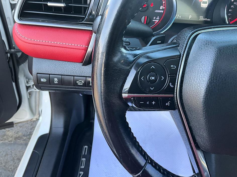 Used 2019 Toyota Camry XSE FWD image 32