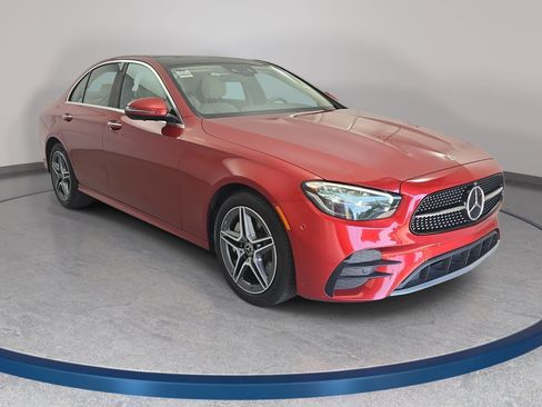 Certified 2022 Mercedes-Benz E 450 4MATIC Sedan image 3