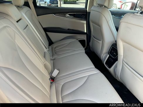Used 2017 Lincoln MKX Reserve image 13