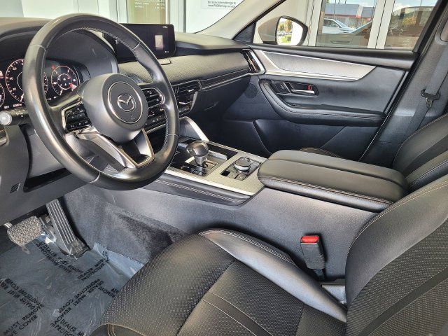 Used 2024 MAZDA CX-90 Plug-In Hybrid w/ Preferred AWD/4WD image 10