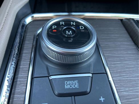 Used 2024 Ford Expedition Limited image 22