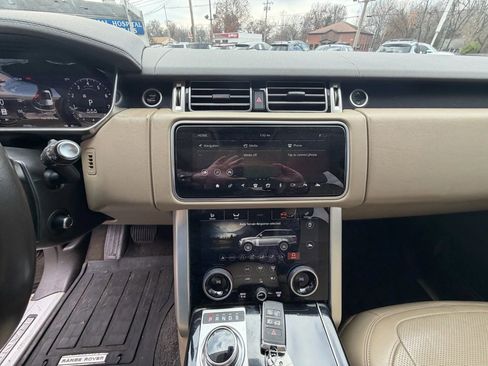 Used 2019 Land Rover Range Rover HSE image 26
