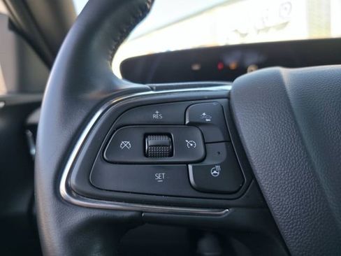 Used 2025 Buick Envista Avenir image 17