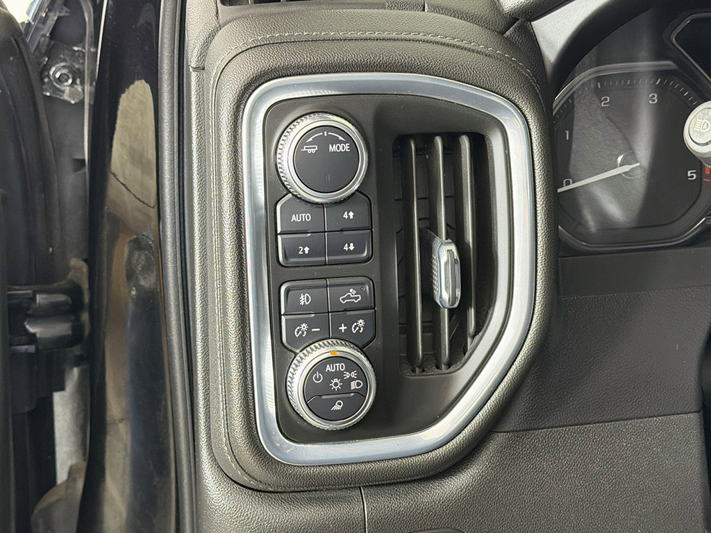 Used 2022 GMC Sierra 2500 Denali AWD/4WD image 32