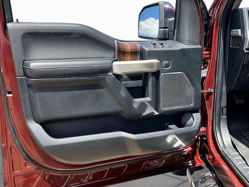 Used 2017 Ford F150 Lariat AWD/4WD image 22