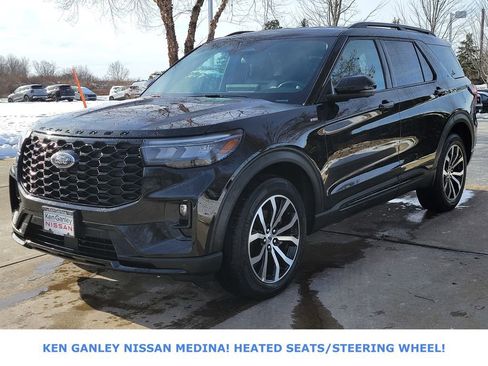 Used 2025 Ford Explorer ST-Line image 7