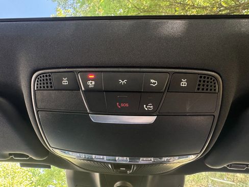 Used 2021 Mercedes-Benz E 350 4MATIC Sedan w/ Premium Package image 36