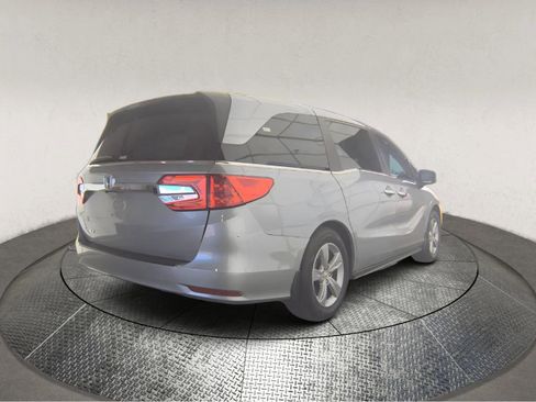 Used 2018 Honda Odyssey EX-L image 2