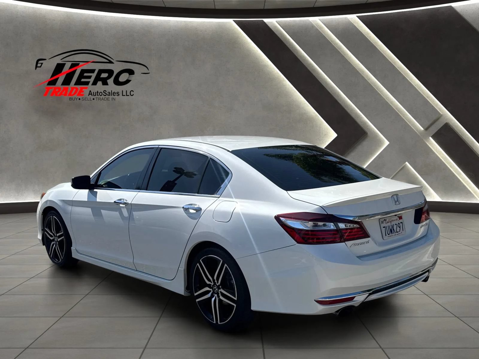 Used 2017 Honda Accord Sport image 55