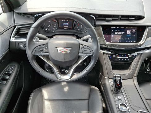 Certified 2023 Cadillac XT6 Sport w/ Technology Package AWD/4WD image 22