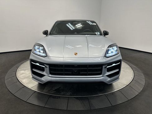 New 2026 Porsche Cayenne Coupe image 10