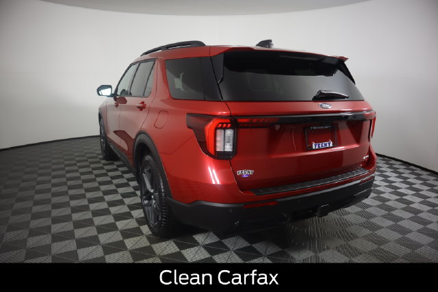 Certified 2025 Ford Explorer ST-Line w/ Premium Package AWD/4WD image 7